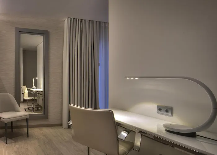 Nh Collection Porto Batalha